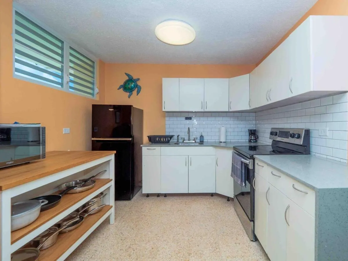 3 Bedroom In Quiet Neighborhood 5 Minutes To Beach Luquillo Prázdninový dům