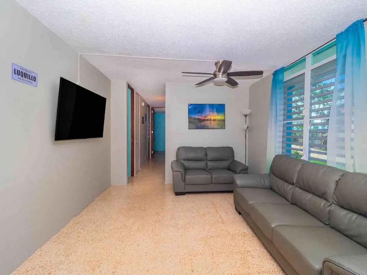 3 Bedroom In Quiet Neighborhood 5 Minutes To Beach Luquillo